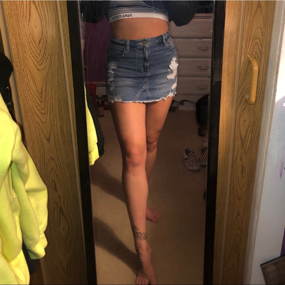Hollister High Rise Vintage Stretch Denim Skirt